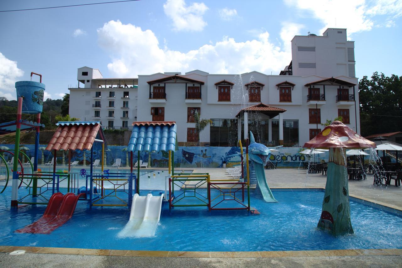 Hotel Majam'S Resort 圣希尔 外观 照片
