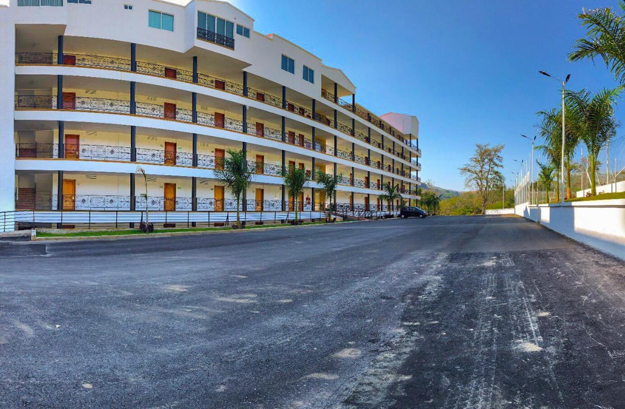 Hotel Majam'S Resort 圣希尔 外观 照片