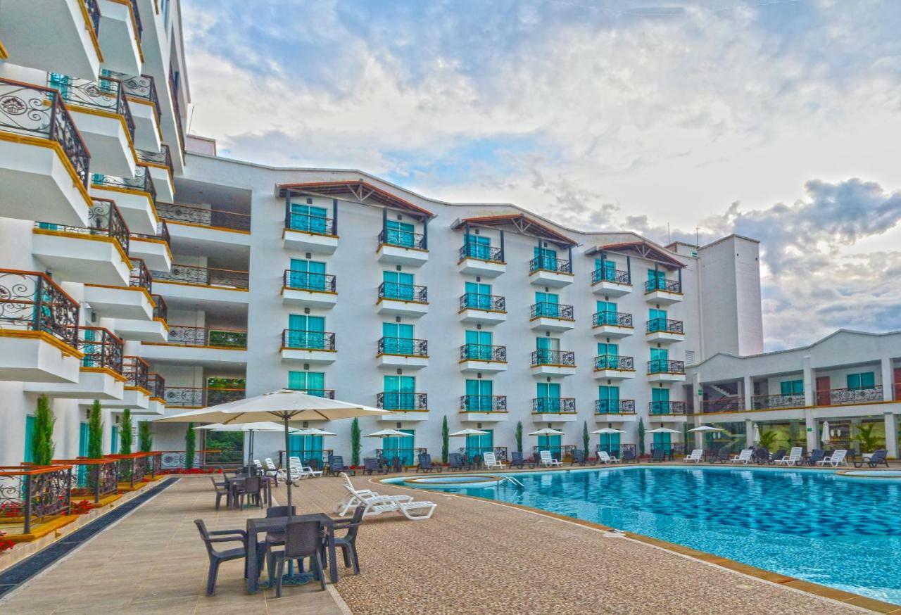 Hotel Majam'S Resort 圣希尔 外观 照片